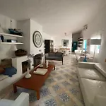 Prainhaactivitiesbeachhouse * アルヴォル
