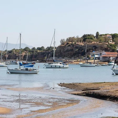 Prainhaactivitiesbeachhouse Holiday home *