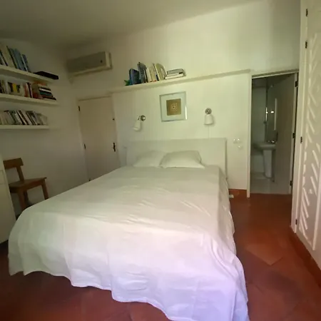 Дом отдыха Prainhaactivitiesbeachhouse Алвор