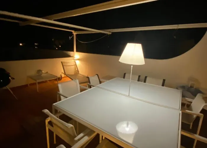 Semesterbostad Prainhaactivitiesbeachhouse *