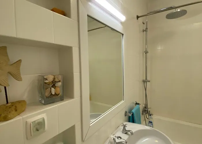 Prainhaactivitiesbeachhouse Semesterbostad