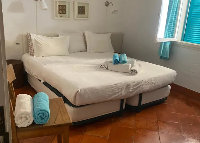 Semesterbostad Prainhaactivitiesbeachhouse