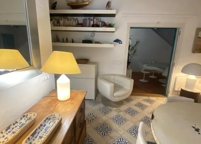 Semesterbostad Prainhaactivitiesbeachhouse *